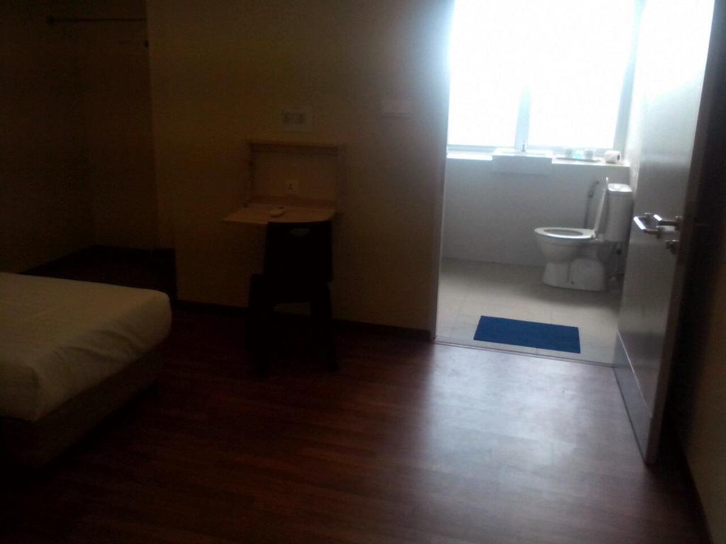 1Acs Residence Kuching Room photo